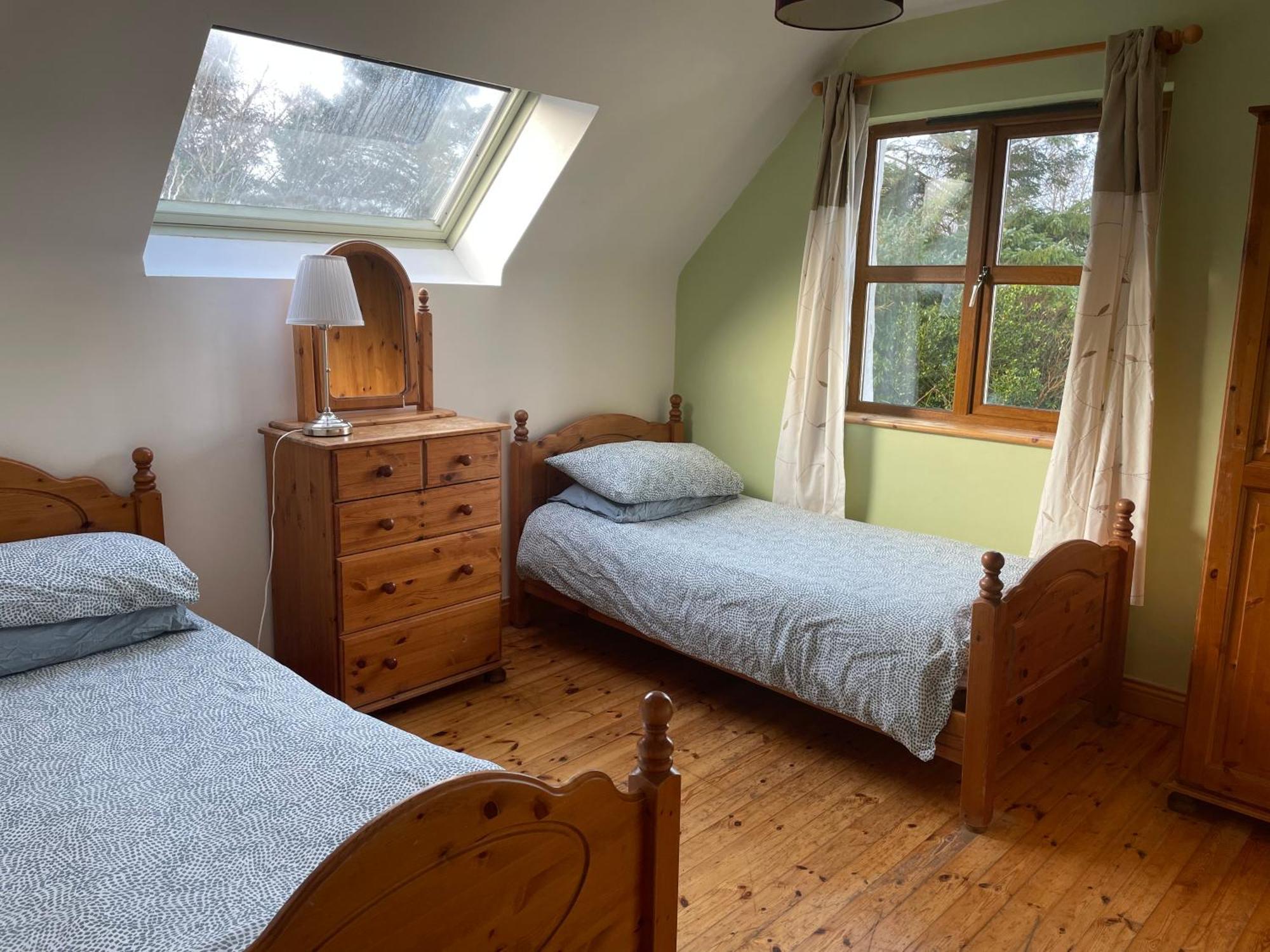 Letterfrack Mountain Farm Cottage On Farm In Village Centre Buitenkant foto